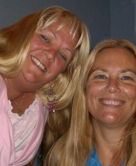 Laura Merey sq 2006 Laura and Meredith 2006
